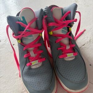 Nike unisex Gray Sneakers Neon Accents statement Trendy Teen fashion shoe